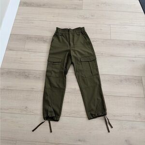 NWOT Olive Cargo Pants for Women